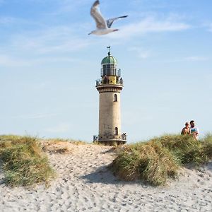 Kapitaenshaus in Wasserlage! Traumapartments Warnemuende